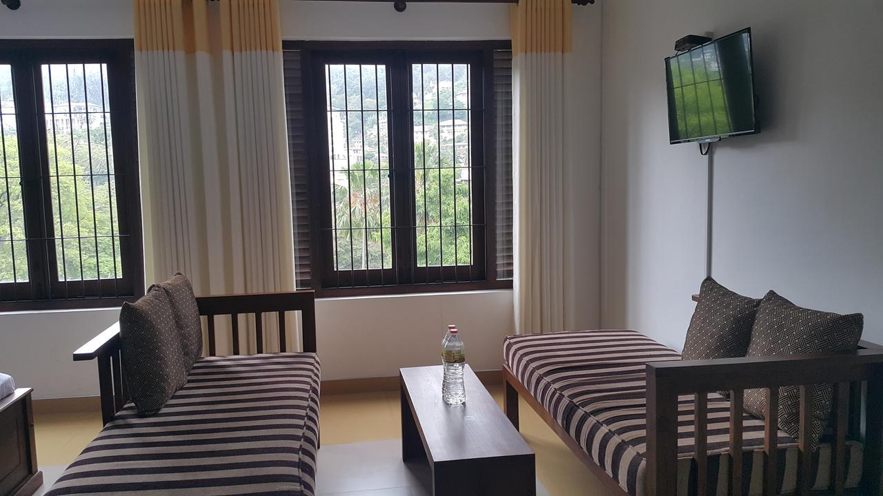 Sarvodaya Samma Vaasa Residence Канди Екстериор снимка