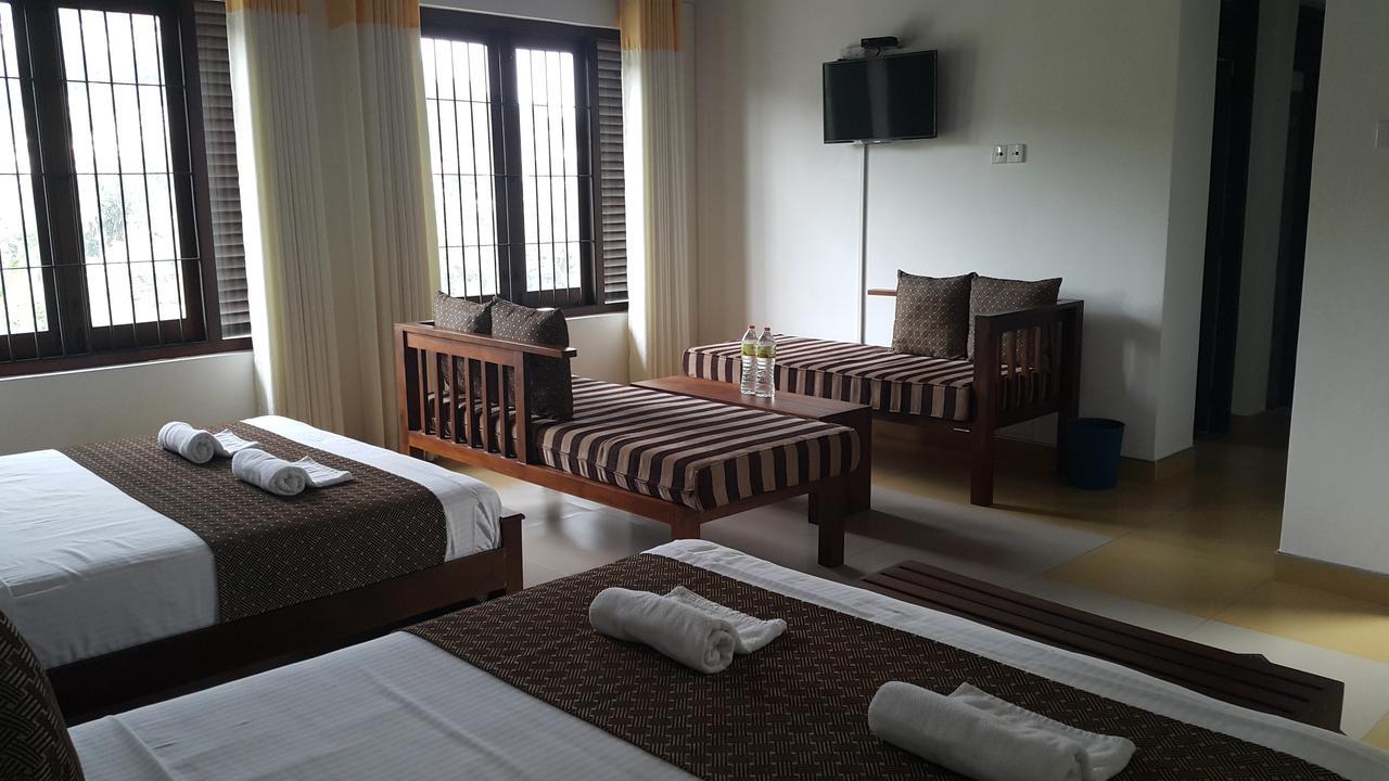 Sarvodaya Samma Vaasa Residence Канди Екстериор снимка