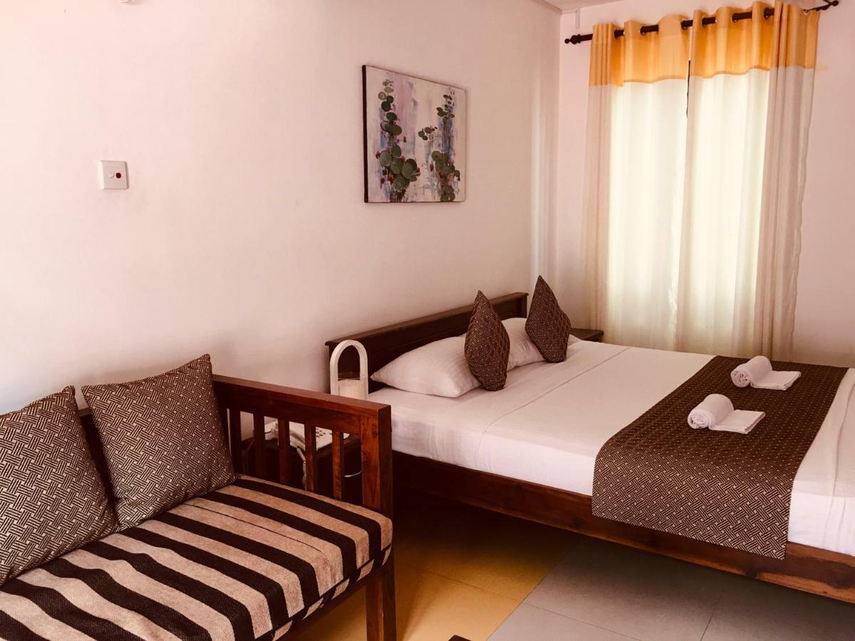 Sarvodaya Samma Vaasa Residence Канди Екстериор снимка